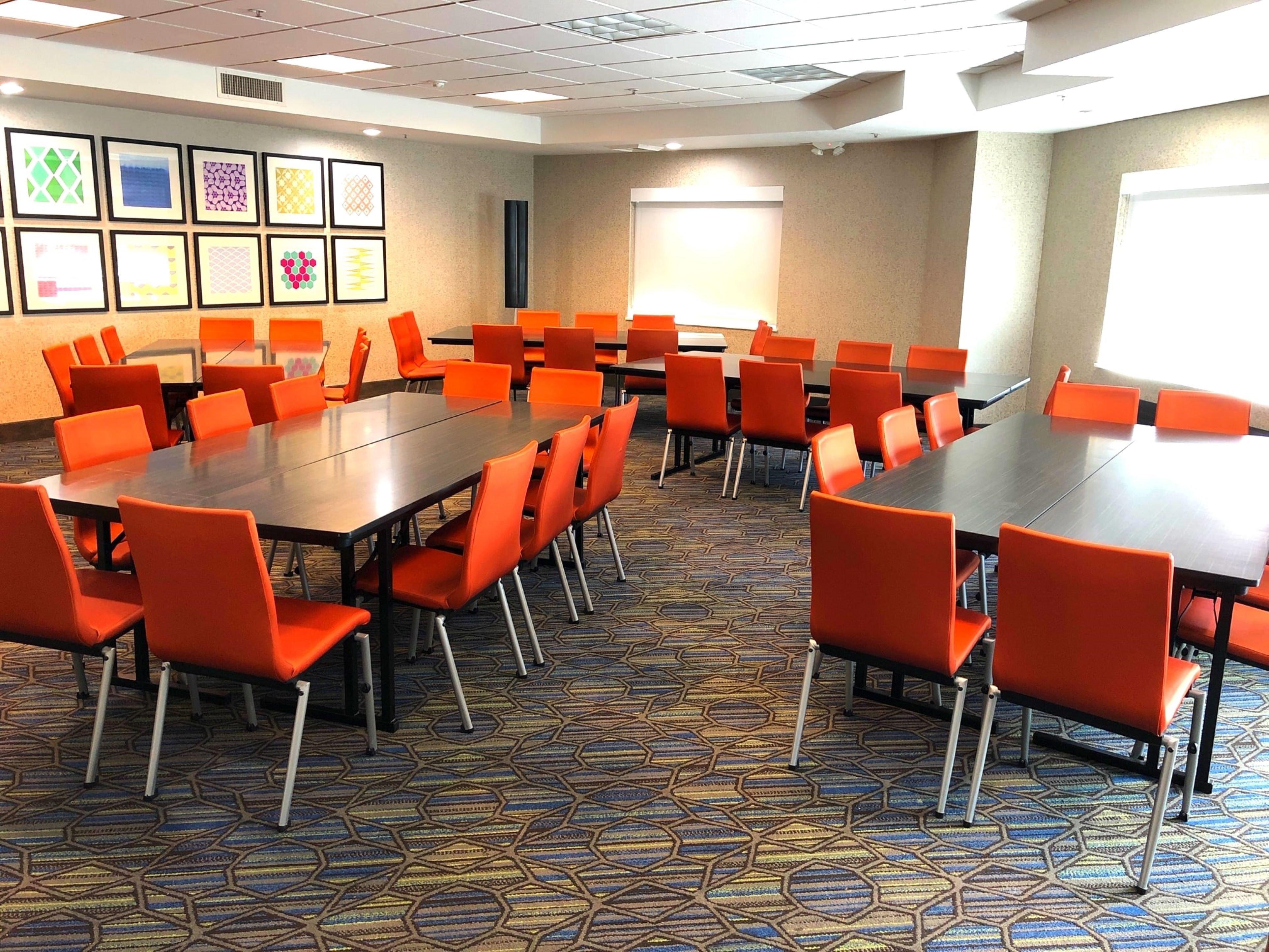 Holiday Inn Express Hotel & Suites Marina By Ihg Экстерьер фото