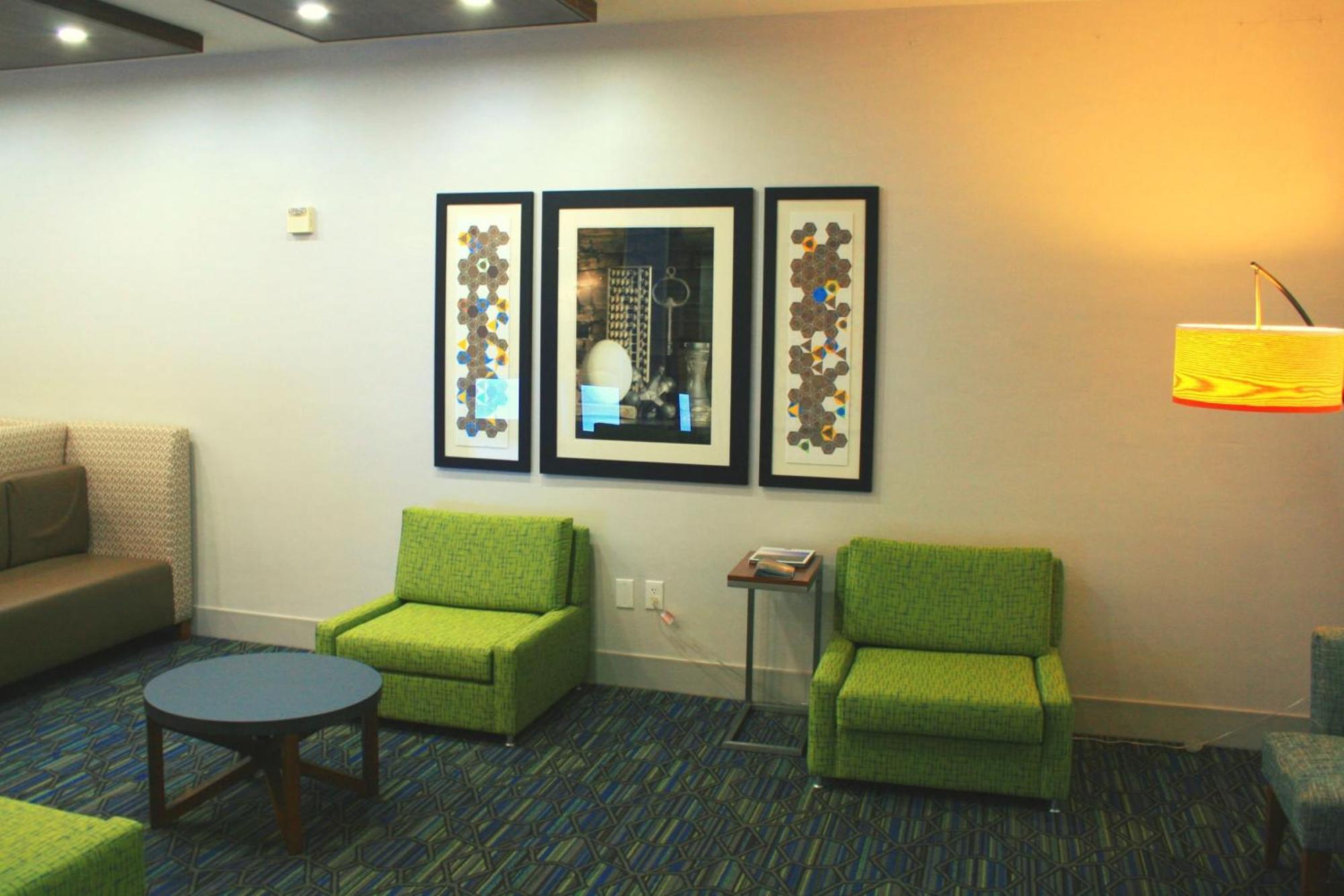 Holiday Inn Express Hotel & Suites Marina By Ihg Экстерьер фото
